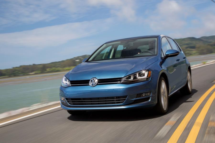  Volkswagen Golf TSI 5-Door 2015 года  (US) (фото 11 из 20)